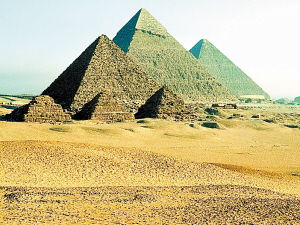 古埃及建造的金字塔